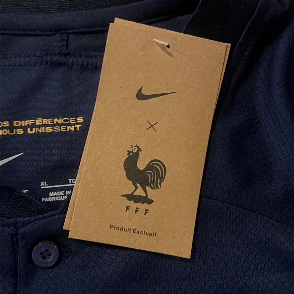 France National Team 2022/23 Stadium Home (Kylian Mbappe) - Picture 5 of 9